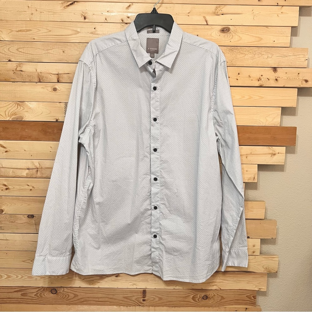 A-FRAME Gray Cross Pattern Print Stretch Button down long sleeve shirt size XL